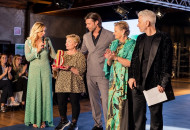 Standing ovation per Antonietta Tuccillo alla Milano Fashion Week: a B ICONIC il crochet nato durante le terapie diventa moda
